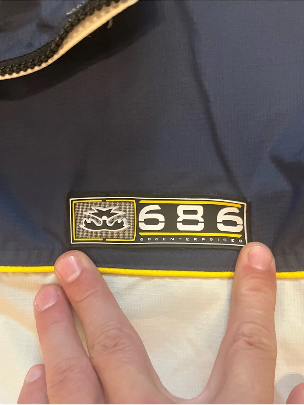 Vintage 686 Jacket Uni-Sex Snowboarding Jacket Size XL Mint Condition